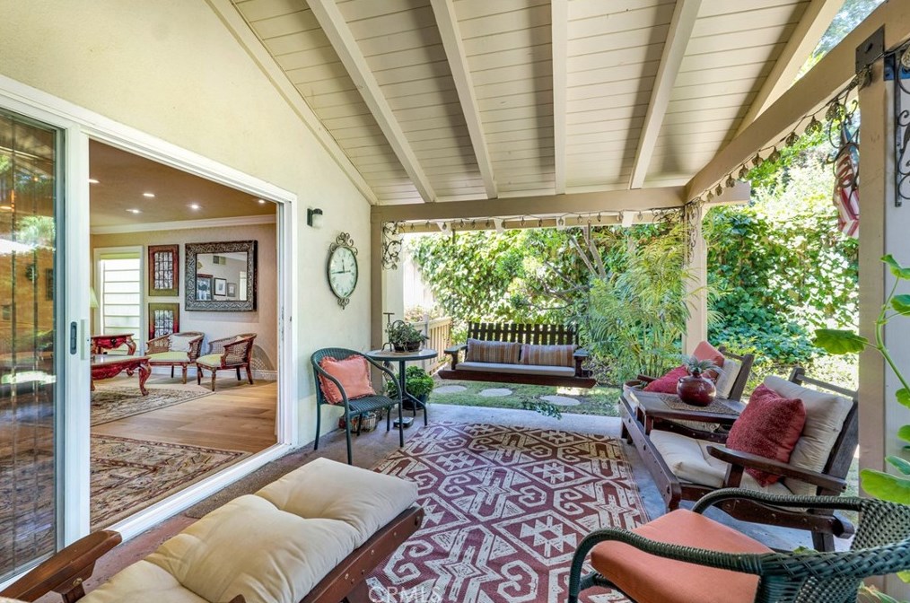 4338 Deerpark Ct, Thousand Oaks CA 91361-4512 exterior