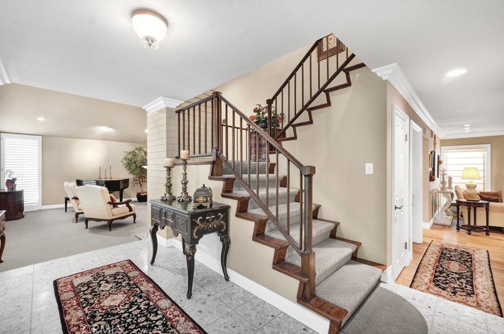 4338 Deerpark Ct, Thousand Oaks CA 91361-4512 exterior