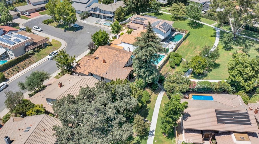 4338 Deerpark Ct, Thousand Oaks CA 91361-4512 exterior