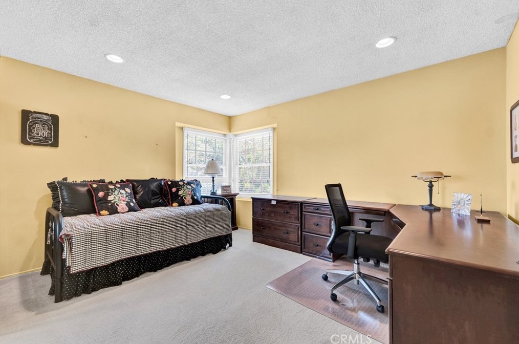 4338 Deerpark Ct, Thousand Oaks CA 91361-4512 exterior