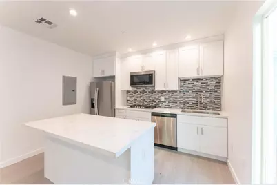 6845 Haskell Avenue, Lake Balboa, CA 91406 - Photo 19
