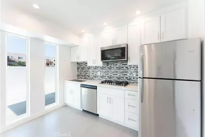 6845 Haskell Avenue, Lake Balboa, CA 91406 - Photo 15