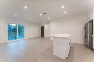 6845 Haskell Ave, Lake Balboa, CA 91406 - Photo 11