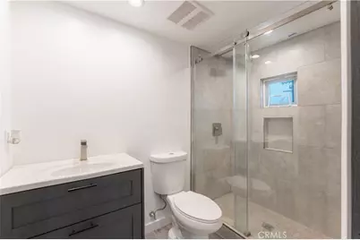 6845 Haskell Avenue, Lake Balboa, CA 91406 - Photo 9