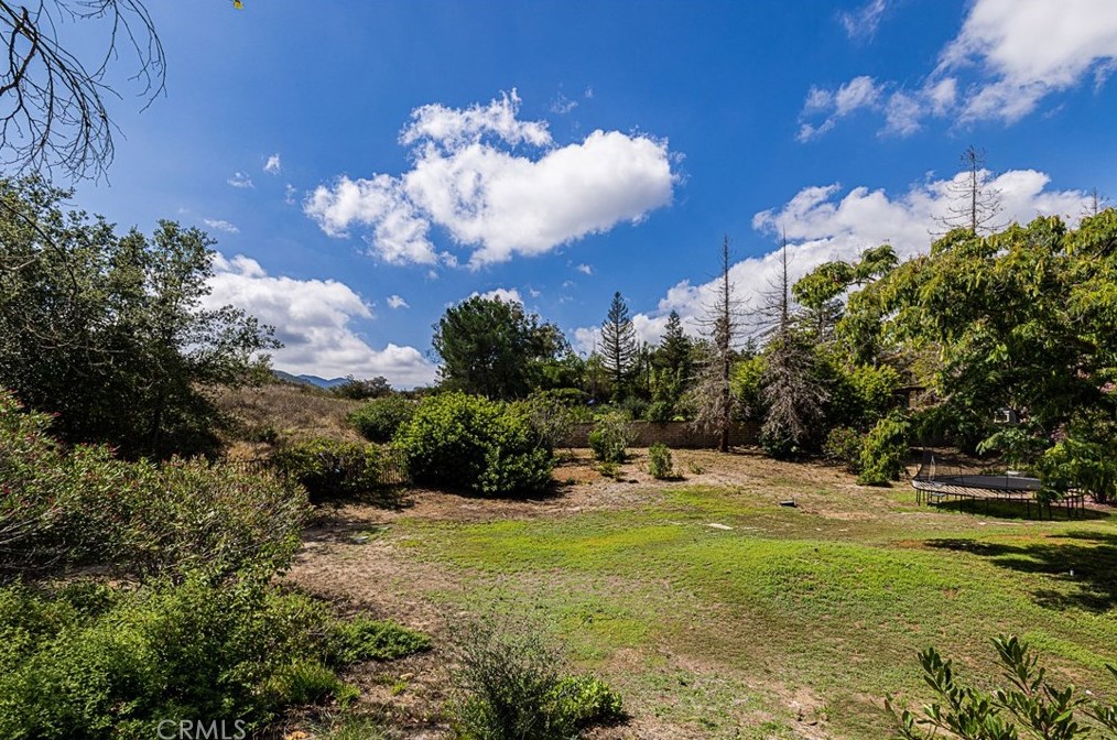 32904 Denver Springs Dr, Thousand Oaks CA  91361-5575 exterior