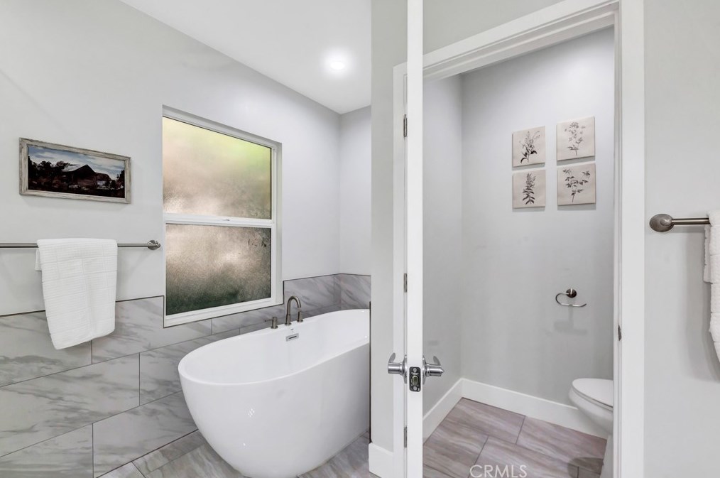 4344 59th Pl, Los Angeles CA  90043-3425 exterior