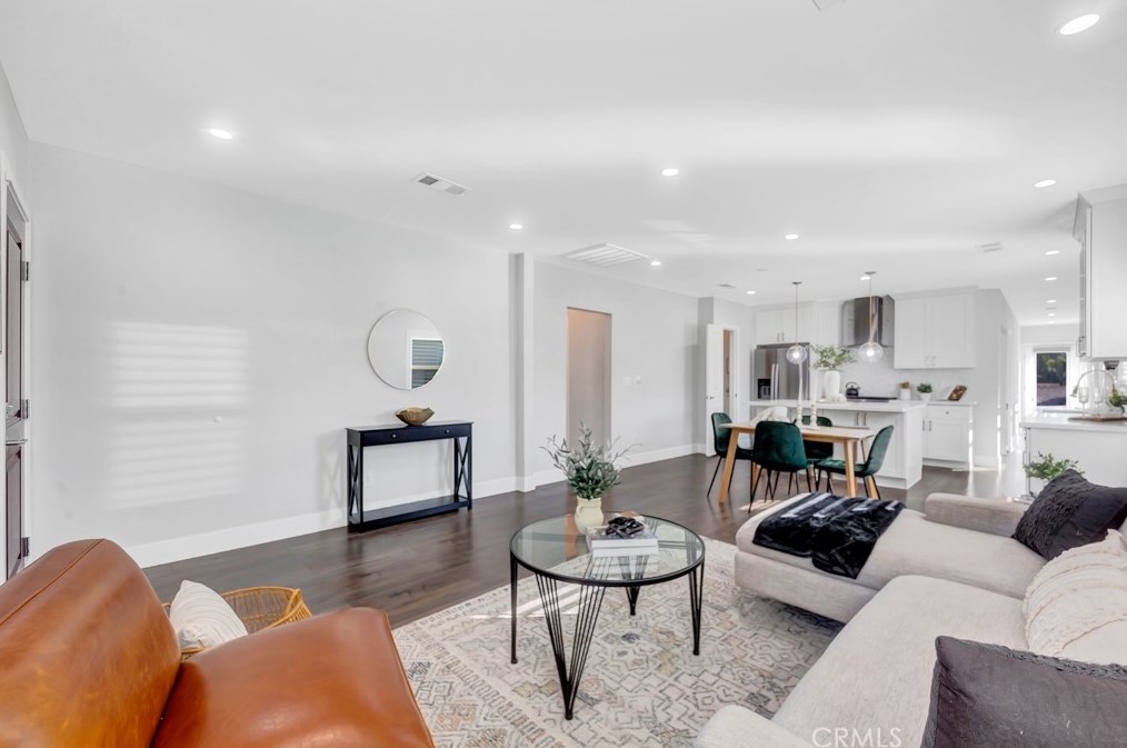 4344 59th Pl, Los Angeles CA  90043-3425 exterior