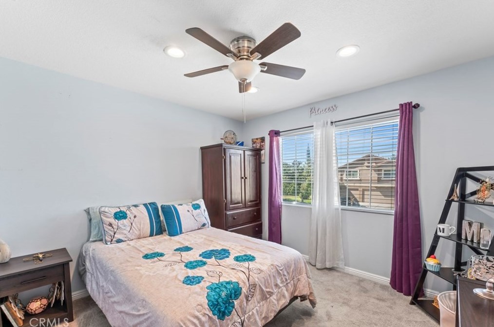37502 Park Forest Ct, Palmdale CA  93552-4645 exterior