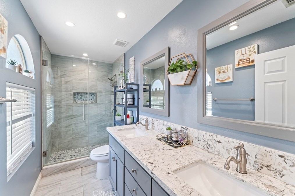37502 Park Forest Ct, Palmdale CA  93552-4645 exterior