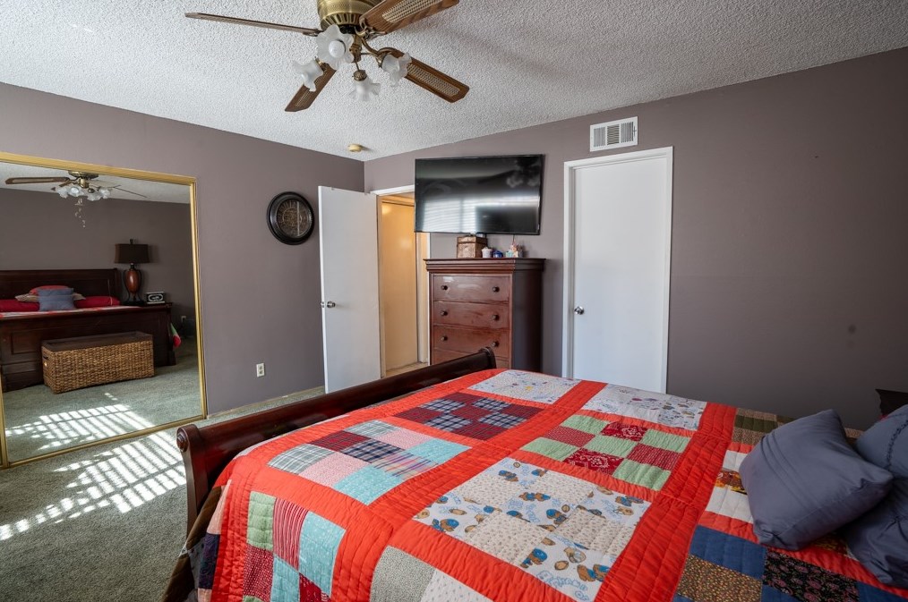 10724 De Haven Ave, Los Angeles CA  91331-2007 exterior