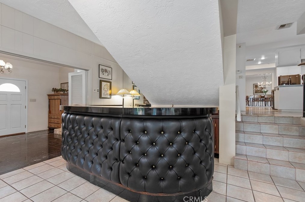 17811 Ridgeway Rd, San Fernando CA  91344-2134 exterior