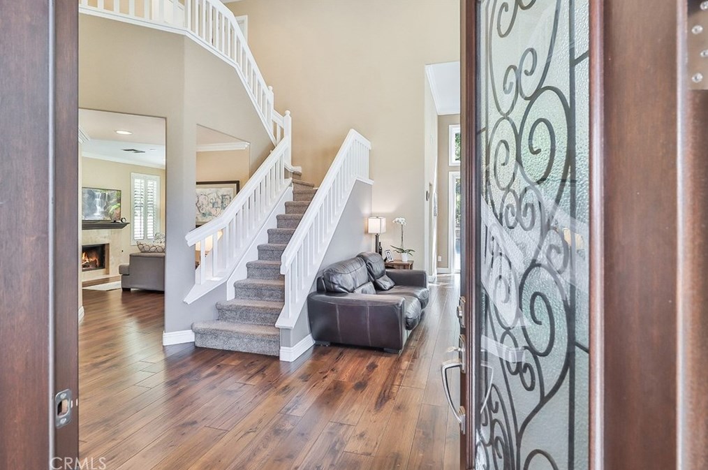 358 Anzio Way, Calabasas CA  91377-4851 exterior