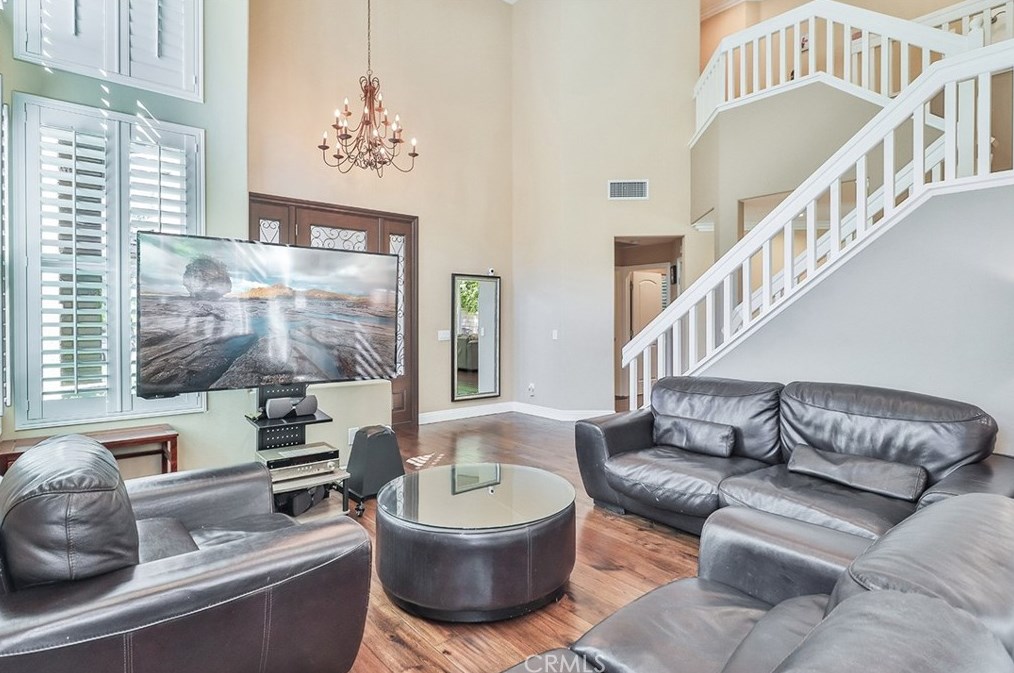 358 Anzio Way, Calabasas CA  91377-4851 exterior