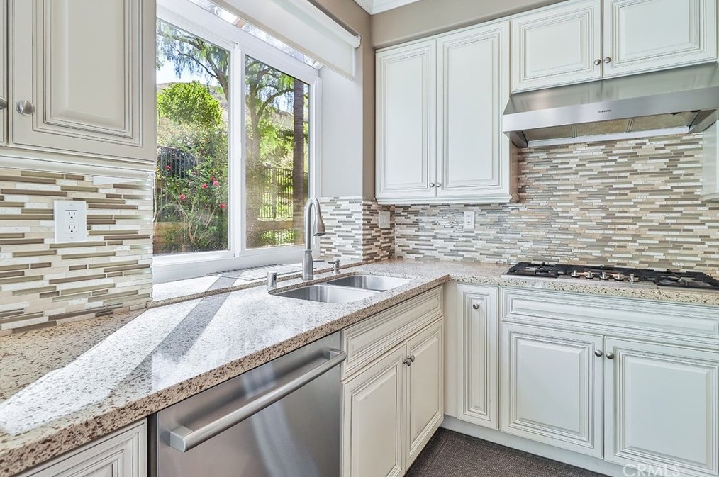 358 Anzio Way, Calabasas CA  91377-4851 exterior