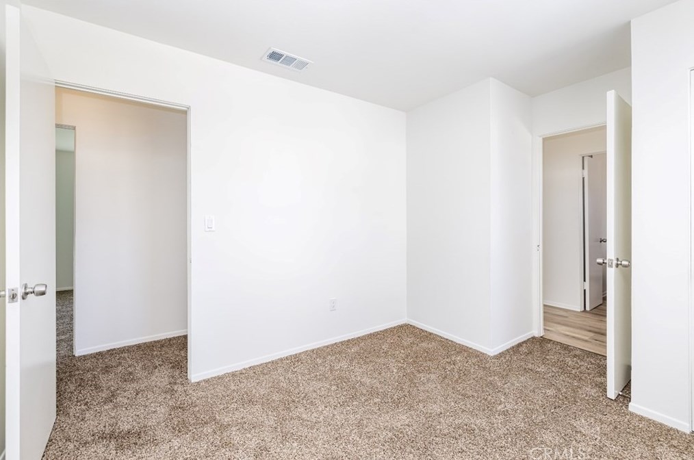 7815 Zelzah Ave, Los Angeles CA  91335-2228 exterior