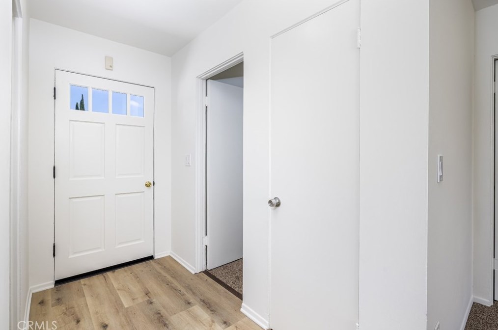7815 Zelzah Ave, Los Angeles CA  91335-2228 exterior
