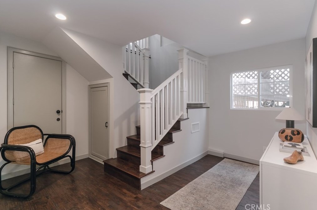 5166 High Crest Ave, Los Angeles CA  90041-1609 exterior
