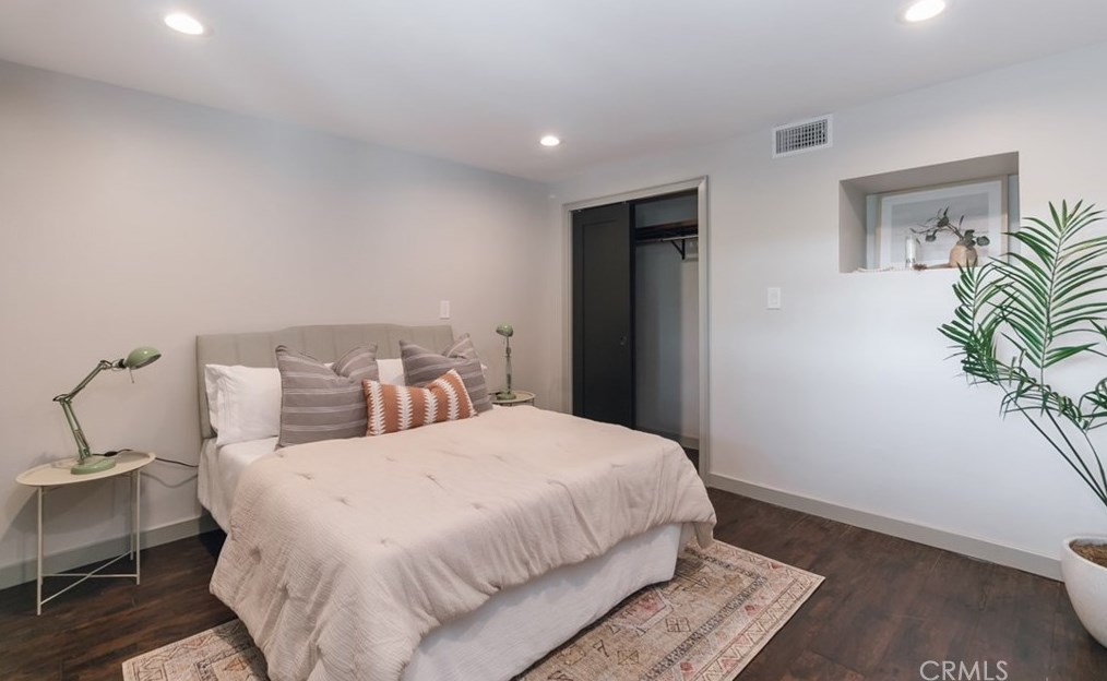 5166 High Crest Ave, Los Angeles CA  90041-1609 exterior