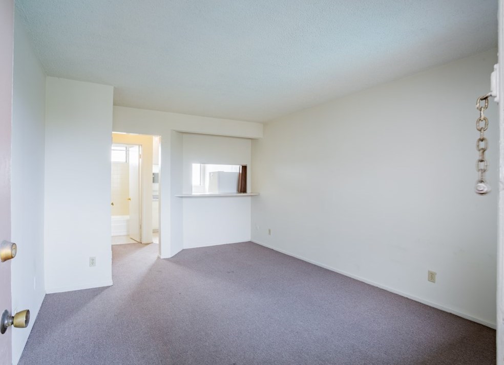571 Fairview Ave, Los Angeles CA  90033-1647 exterior