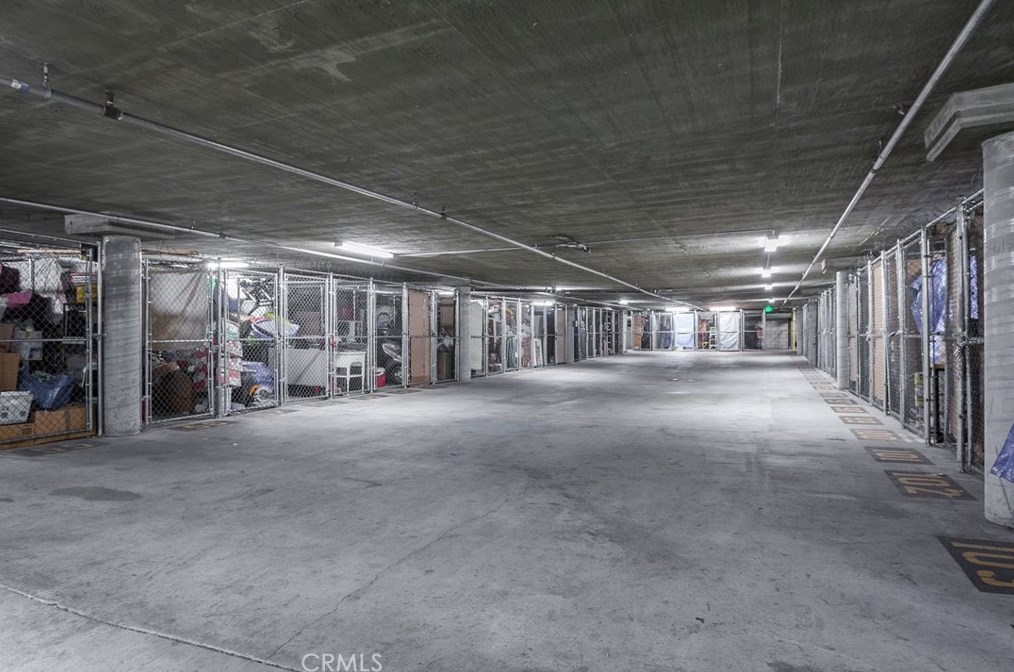19350 Sherman Way, Los Angeles CA  91335-3712 exterior