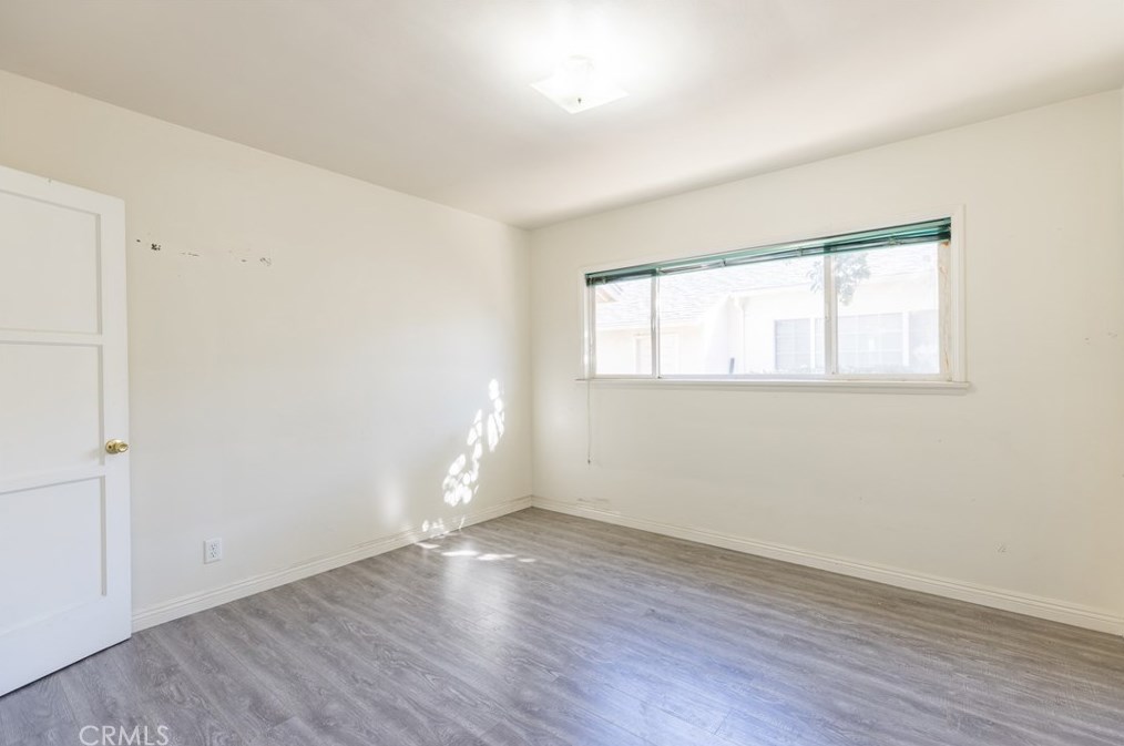 15150 Hiawatha St, San Fernando CA  91345-2515 exterior