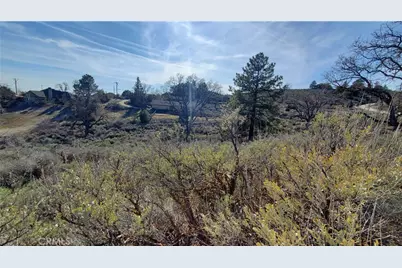 25041 Jacaranda Drive, Tehachapi, CA 93561 - Photo 5