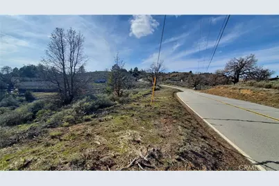 25041 Jacaranda Drive, Tehachapi, CA 93561 - Photo 19