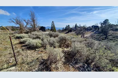 25041 Jacaranda Drive, Tehachapi, CA 93561 - Photo 11