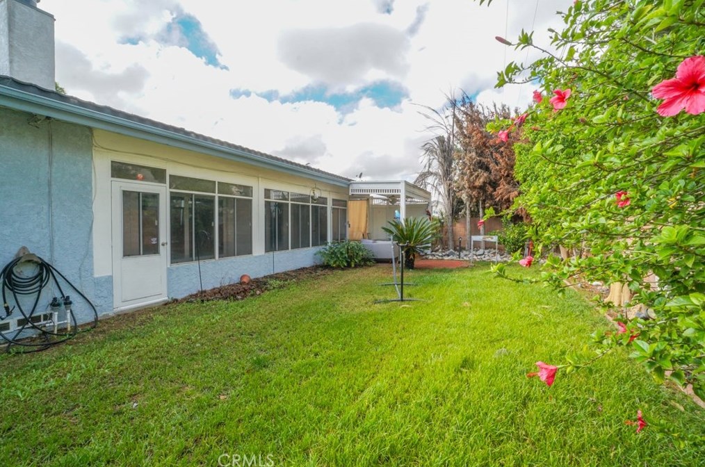 20507 Mayall St, Chatsworth CA  91311-3150 exterior