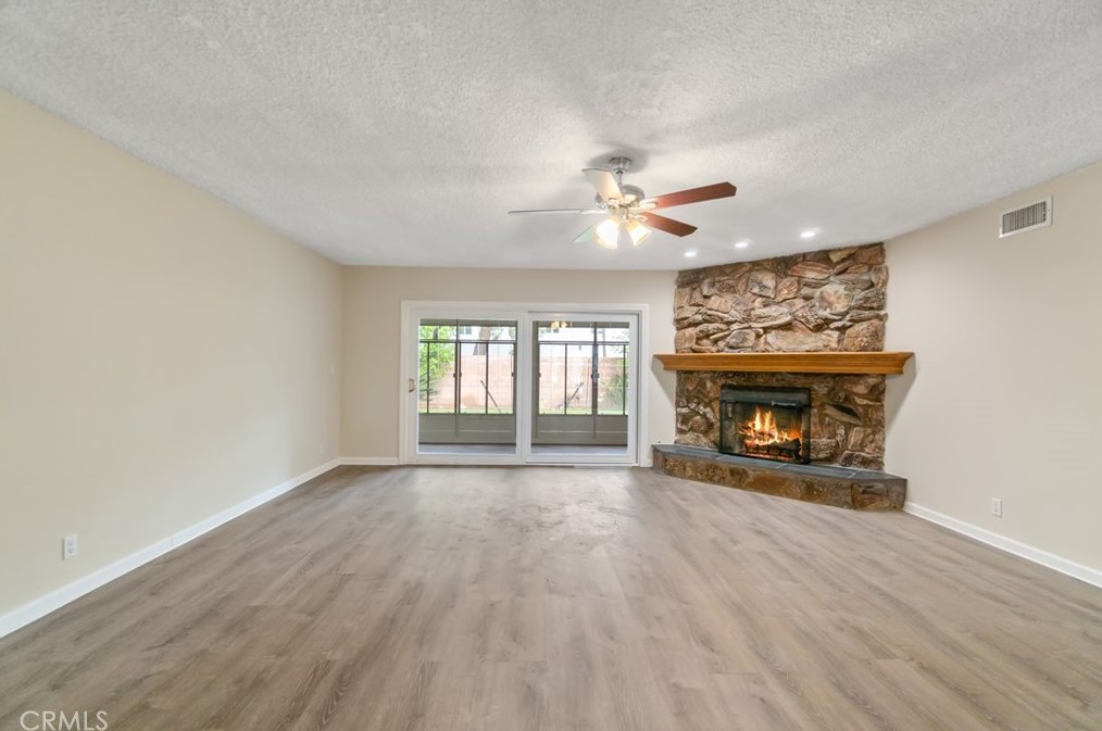 20507 Mayall St, Chatsworth CA  91311-3150 exterior