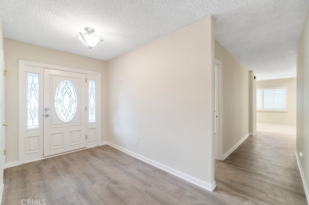 20507 Mayall St, Chatsworth CA  91311-3150 exterior