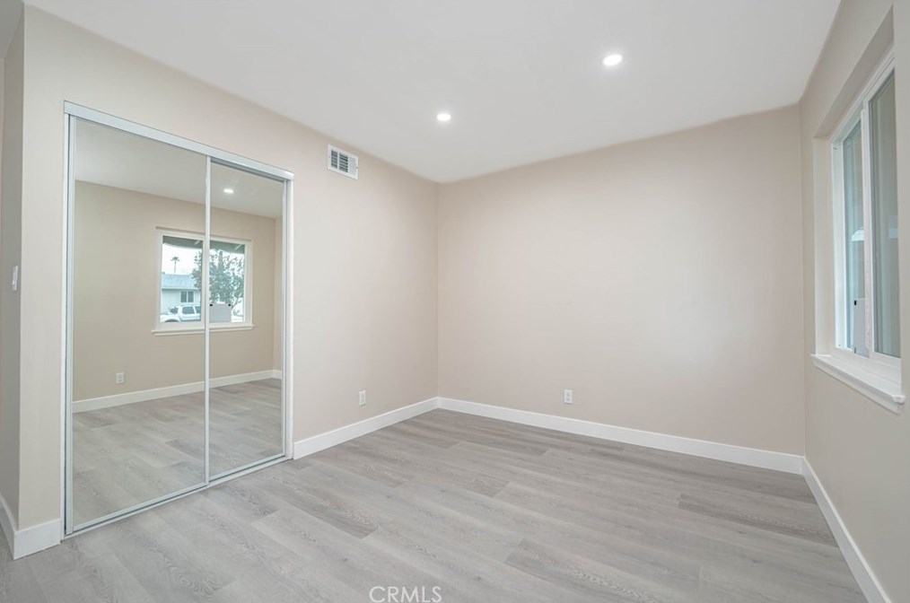 12501 Pinney St, Los Angeles CA  91331-1377 exterior