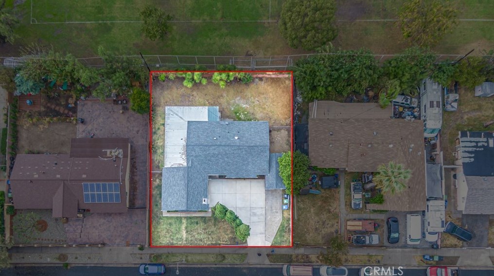12501 Pinney St, Los Angeles CA  91331-1377 exterior