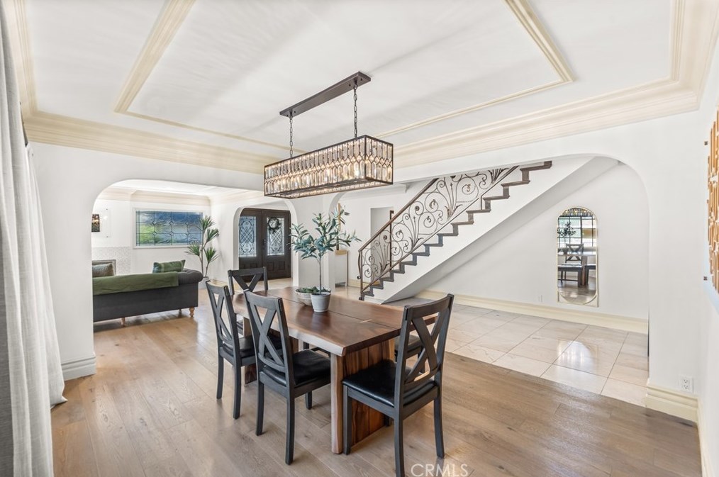 4501 Grimes Pl, Van Nuys CA  91316-4366 exterior