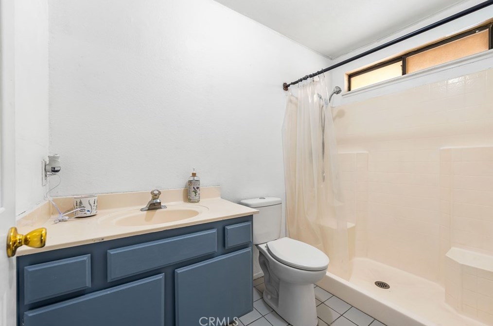 38111 Meadow Wood St, Palmdale CA  93552-3011 exterior