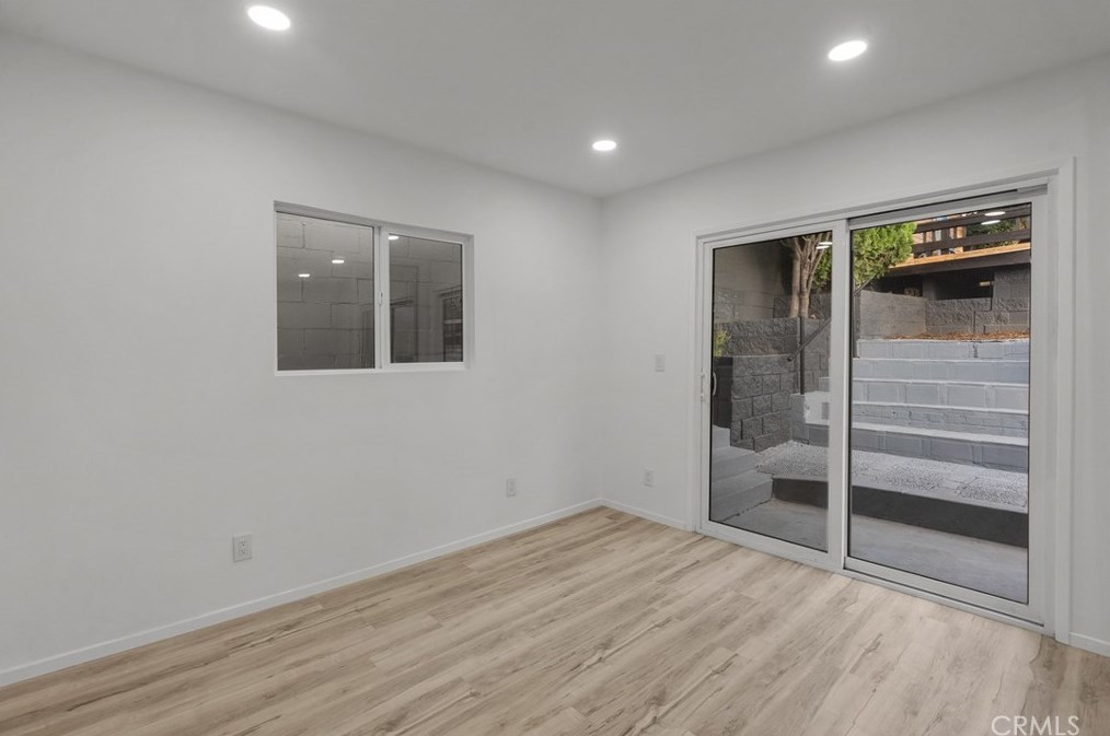 1330 Luella Dr, Los Angeles CA  90063-3207 exterior