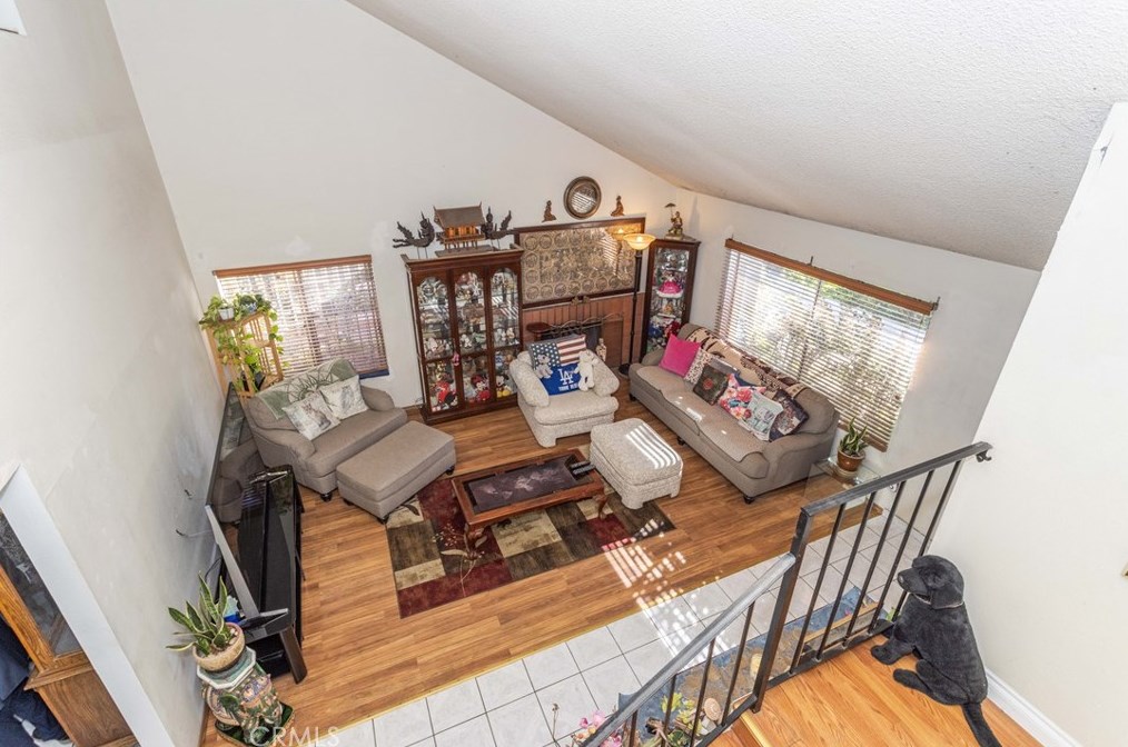 10808 De Haven Ave, Los Angeles CA  91331-2009 exterior