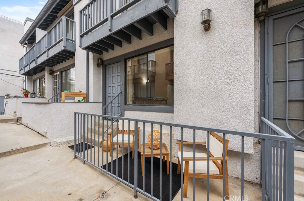 12711 Mitchell Ave, Los Angeles CA  90066-4700 exterior