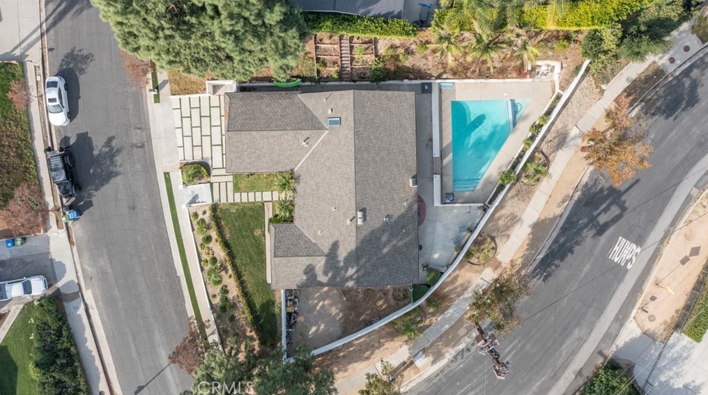 17401 Flanders St, San Fernando CA  91344-2211 exterior