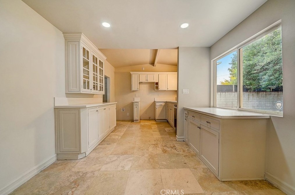 7823 Melvin Ave, Los Angeles CA  91335-1600 exterior