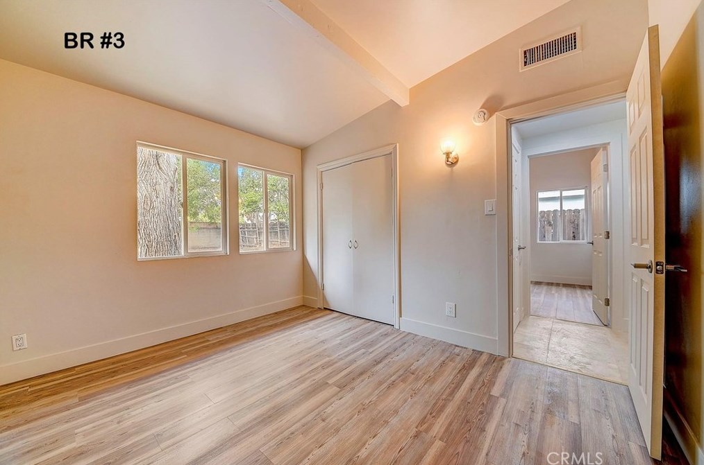 7823 Melvin Ave, Los Angeles CA  91335-1600 exterior