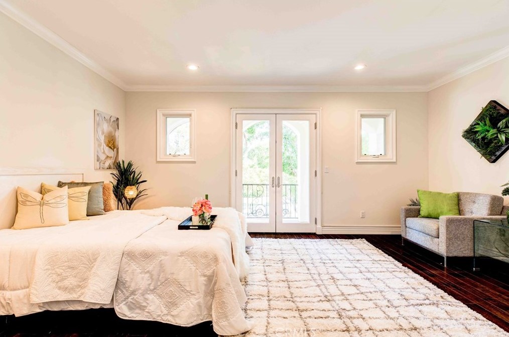 4719 Tobias Ave, Van Nuys CA  91403-2826 exterior