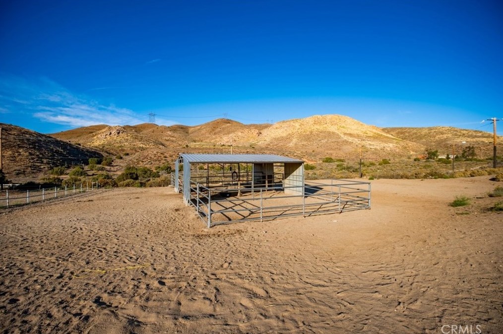 440 Soledad Pass Rd, Palmdale CA  93550-9789 exterior