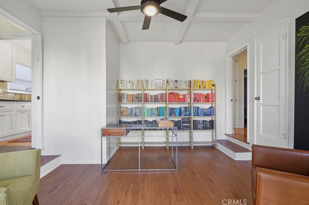 5645 Bowesfield St, Los Angeles CA  90016-5018 exterior