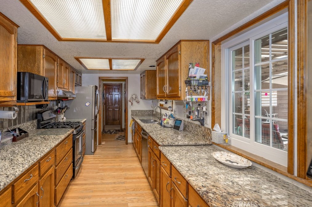 32545 Aliso Canyon Rd, Acton CA  93510-1815 exterior