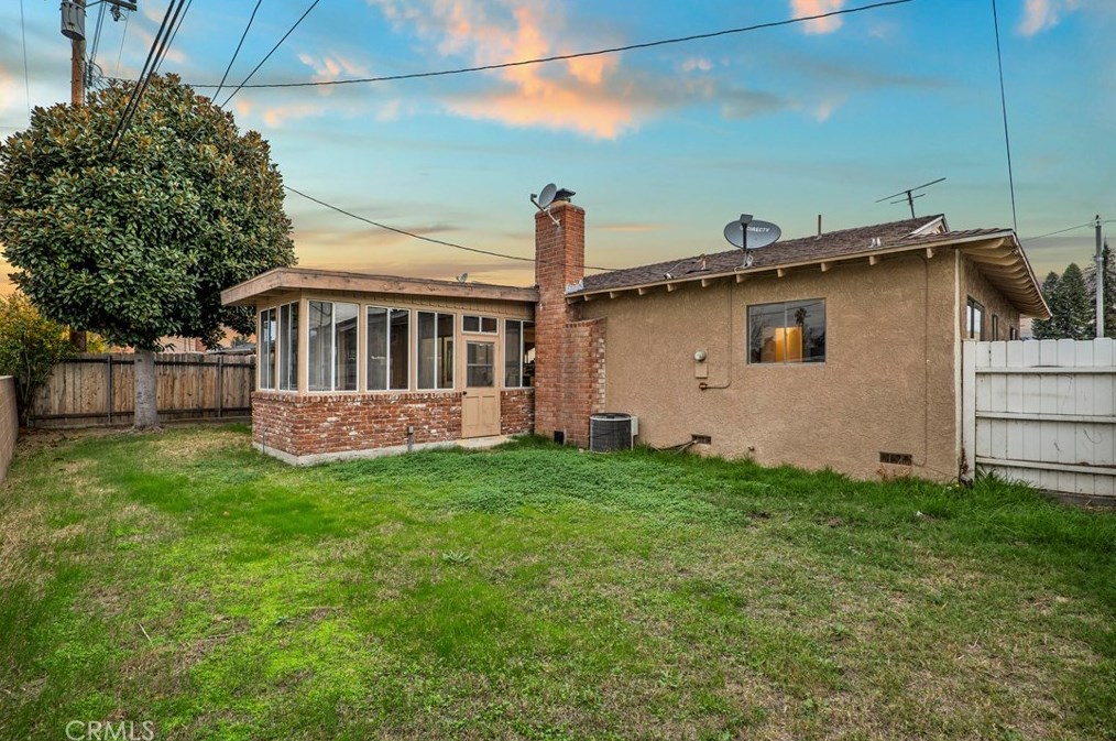 1136 Edna Pl, Covina CA  91724-2507 exterior