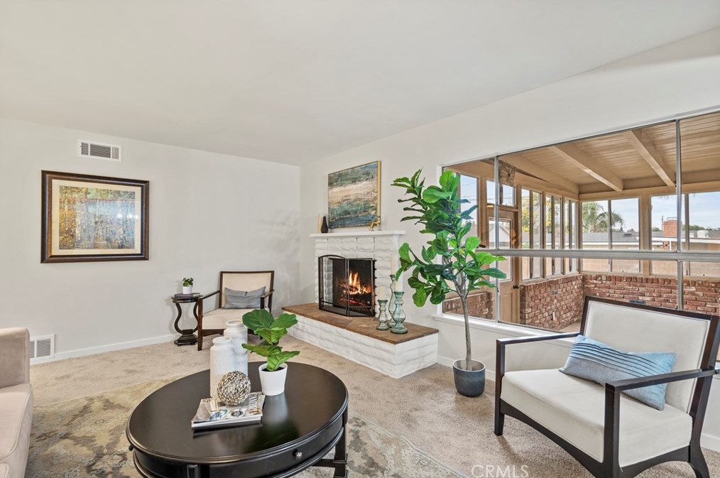 1136 Edna Pl, Covina CA  91724-2507 exterior