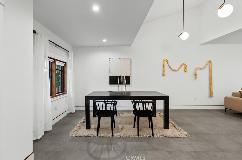 1927 Wilton Pl, Los Angeles CA  90068-3626 exterior