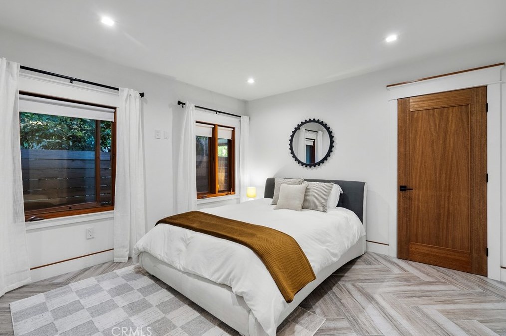 1927 Wilton Pl, Los Angeles CA  90068-3626 exterior