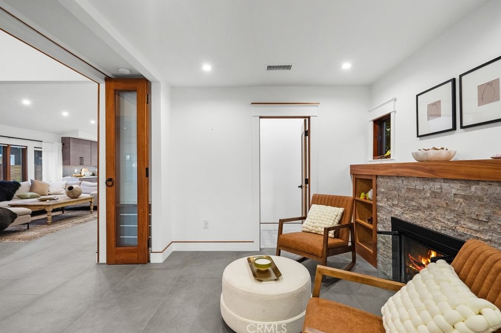 1927 Wilton Pl, Los Angeles CA  90068-3626 exterior